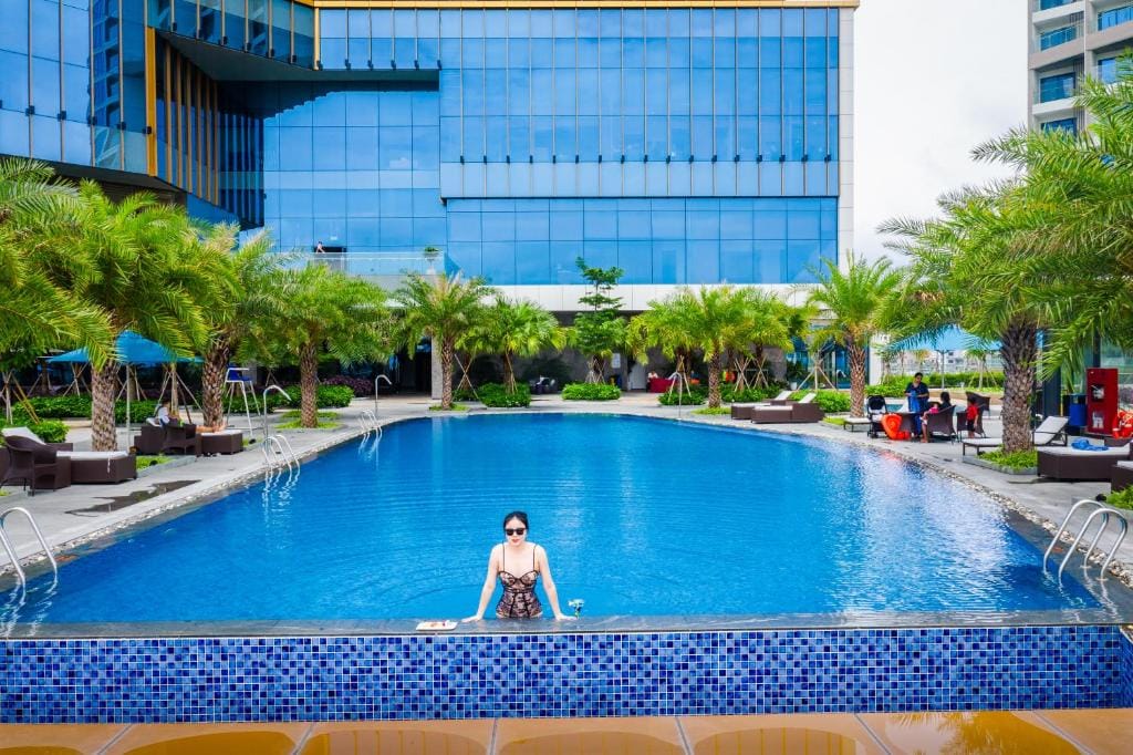 Khách sạn Mường Thanh Luxury Hạ Long Centre