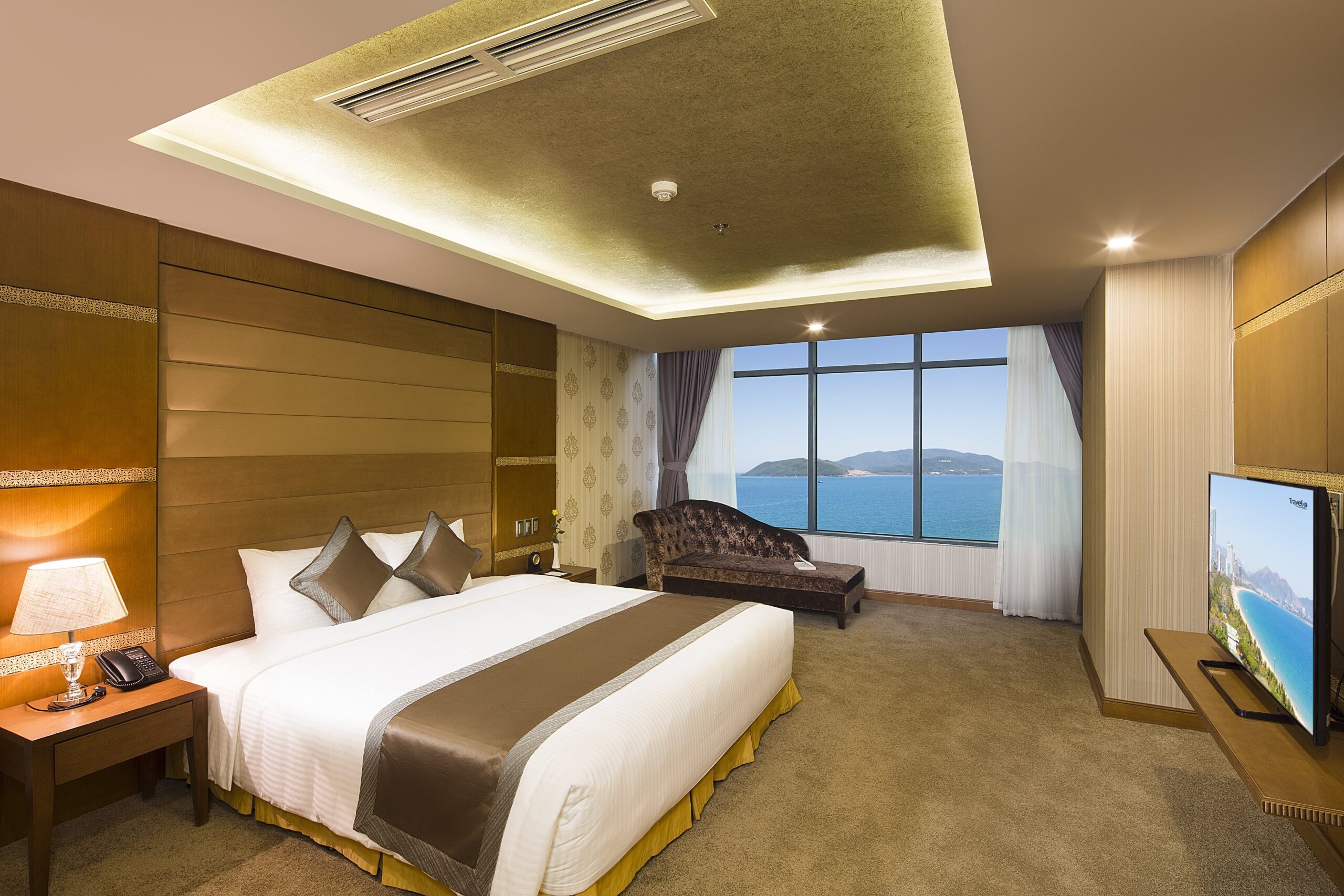 Khách sạn Mường Thanh Luxury Nha Trang
